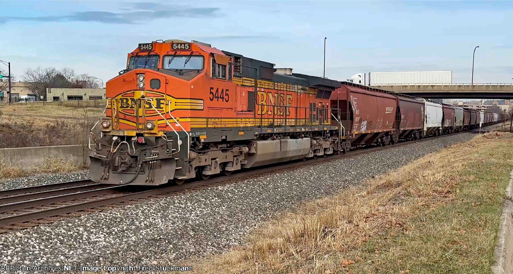 BNSF 5445 is RDPU.